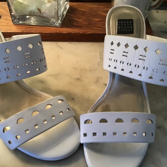 WHBM size 7 white laser cut 3” wedges - Picture 7 of 7